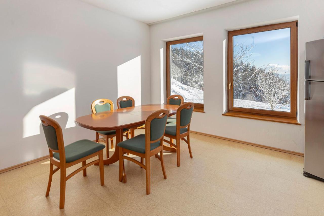 Guest House Struc スロヴェニ・グラデツ エクステリア 写真